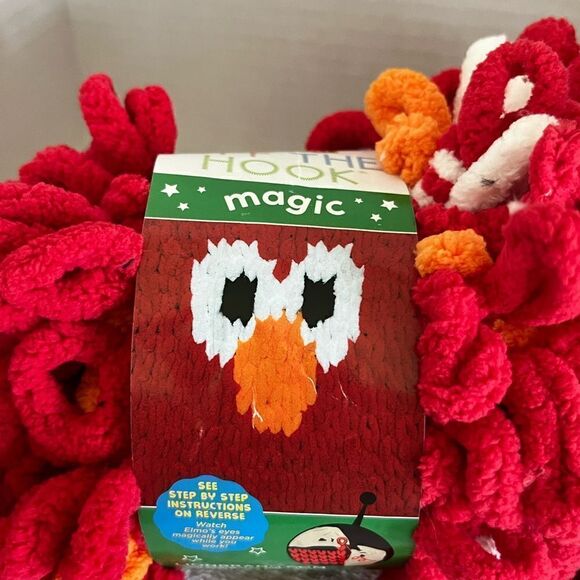 Lion Brand Yarn Sesame Street Off The Hook Fuzzy Friends Elmo 2 Skeins - Picture 5 of 5